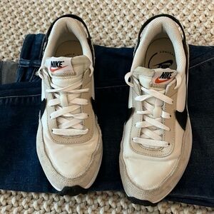 COPY - Women’s Nike Sneakers size 7